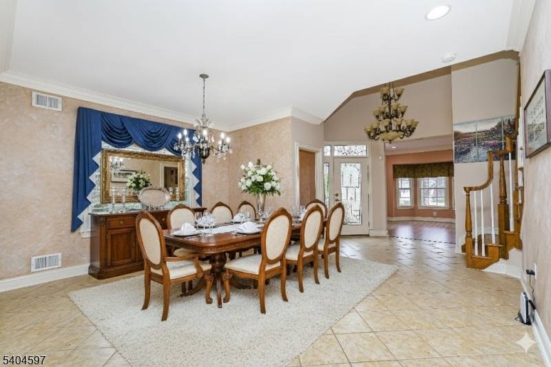 Vibrant, Elegant, Spacious Danbury Model offers 2, 279 Sq Ft.