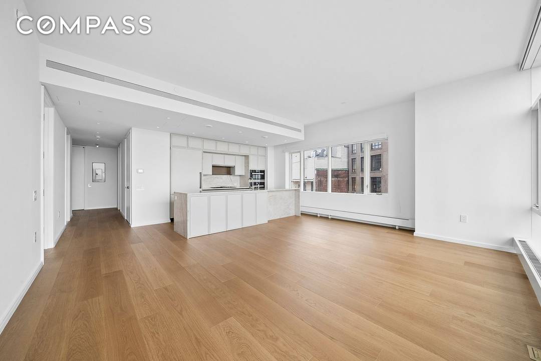 Refined Luxury Living at The Beekman Residences Perched high above Lower Manhattan, Residence 30A at The Beekman Residences offers a rare combination of architectural grandeur, refined design, and modern downtown ...