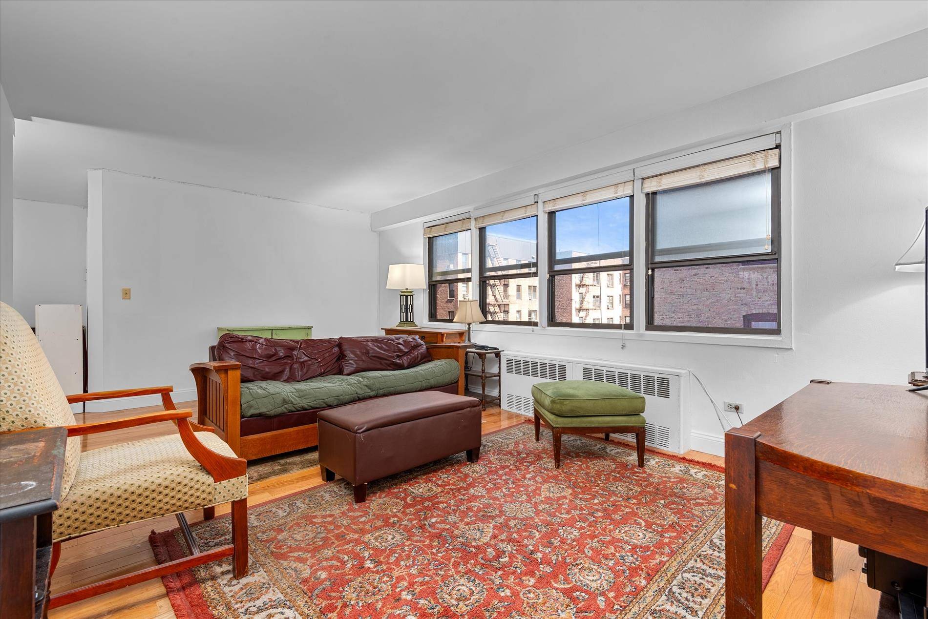 Two Bedroom With 1. 5 Baths Just Steps From Inwood Park.