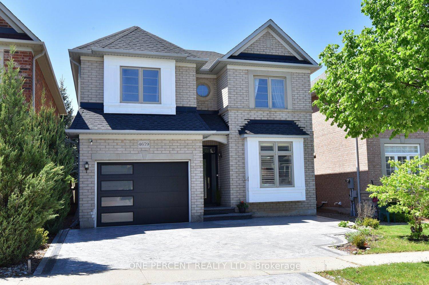 UPDATED 3 Bed 2. 5 Bath Home in the more established Alton West neighbourhood !