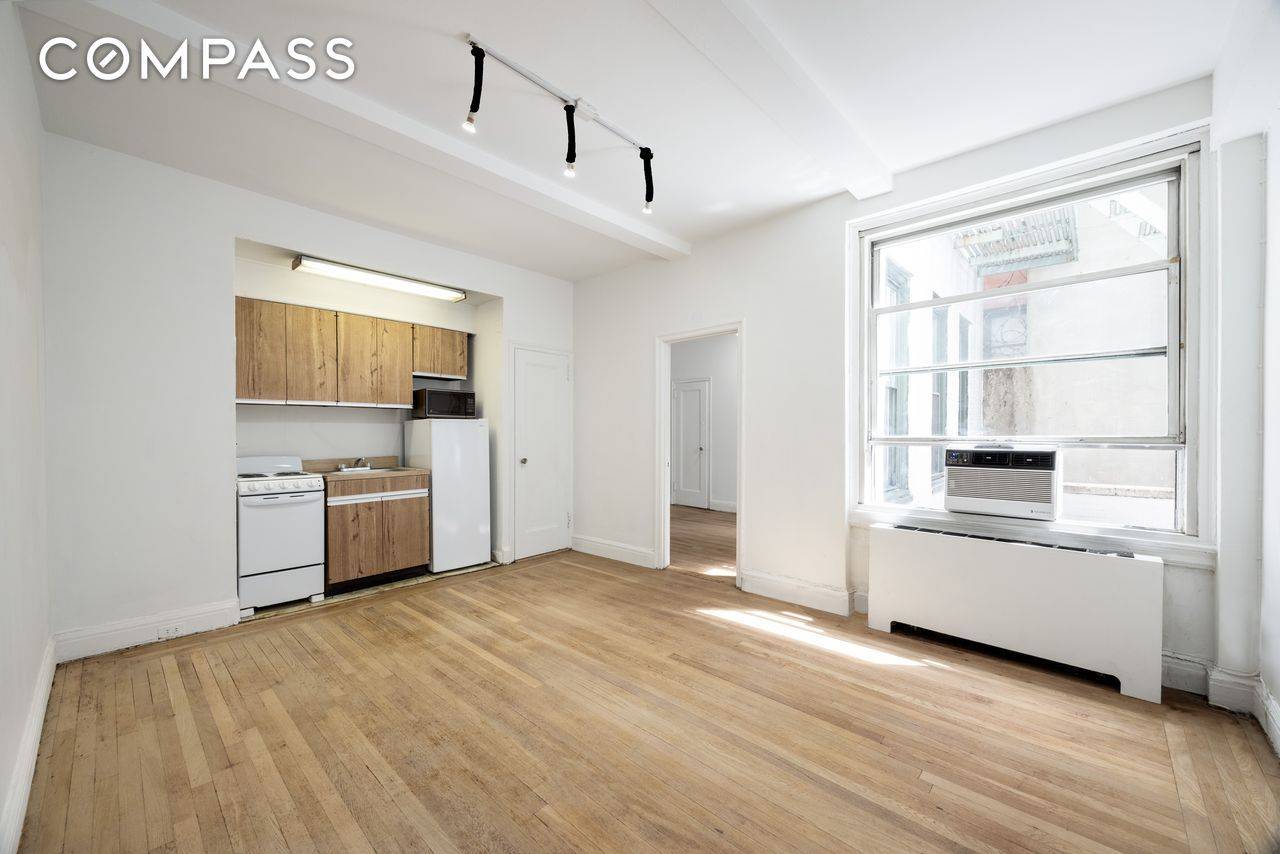 EXTRAORDINARY 1BR OPPORTUNITY ESTATE SALE This serene, one bedroom sanctuary comes to market for the first time in 40 years and is located in the historic and mystique infused Whitby ...