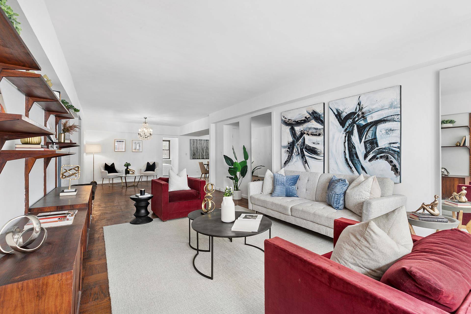 Residence 15B at Charing Cross House is a 2 bedroom, 2 bathroom 1, 372 SF at the crossroads of the iconic Upper East Side and Lenox Hill.