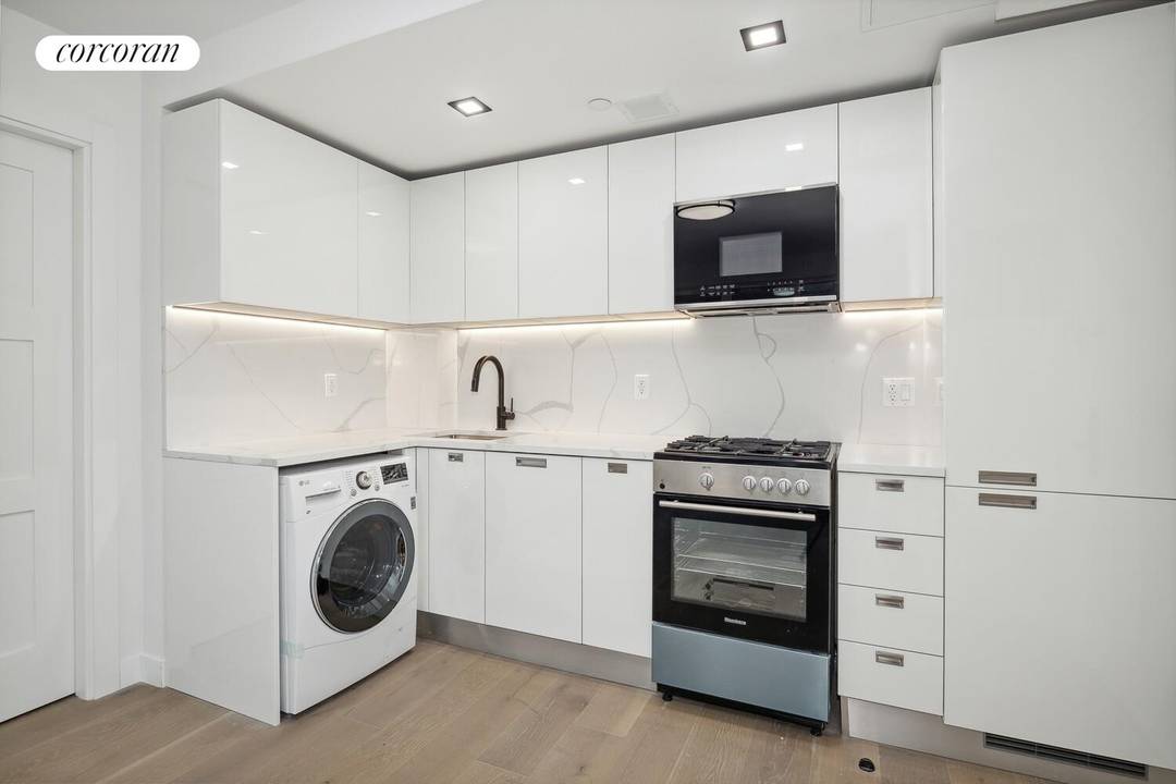 Welcome to H7 Condominium !