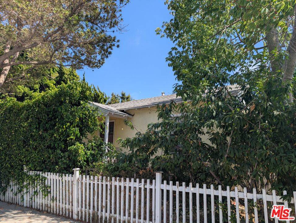 2832   Exposition Blvd 6BR Santa Monica La