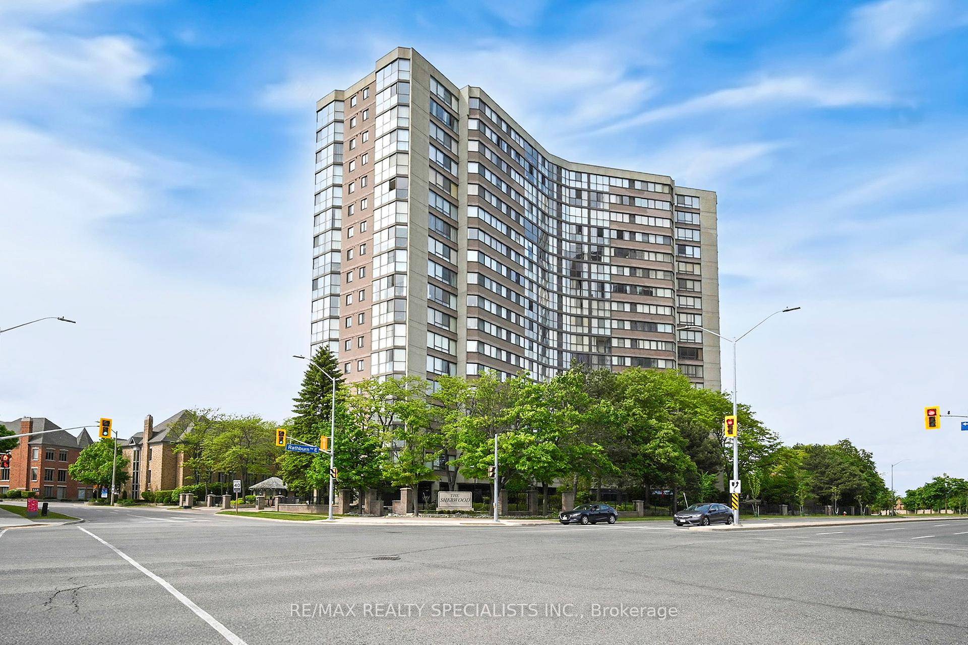 Welcome To The Sherwood In The Heart Of Mississauga.