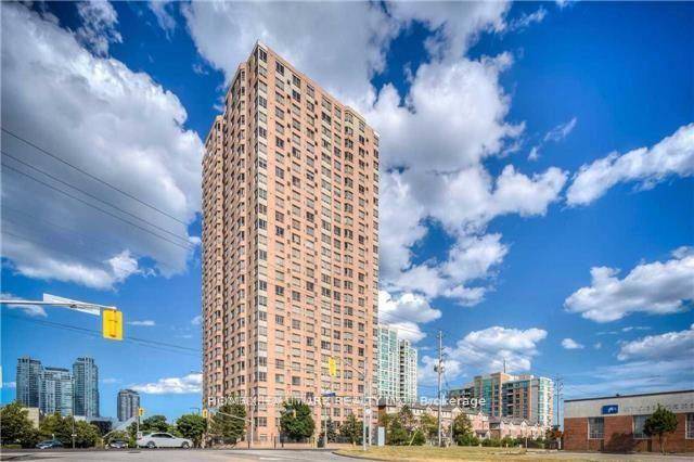 Tridel Luxury Condo In Gated Community, Bright And Spacious Rare Penthouse Unit.