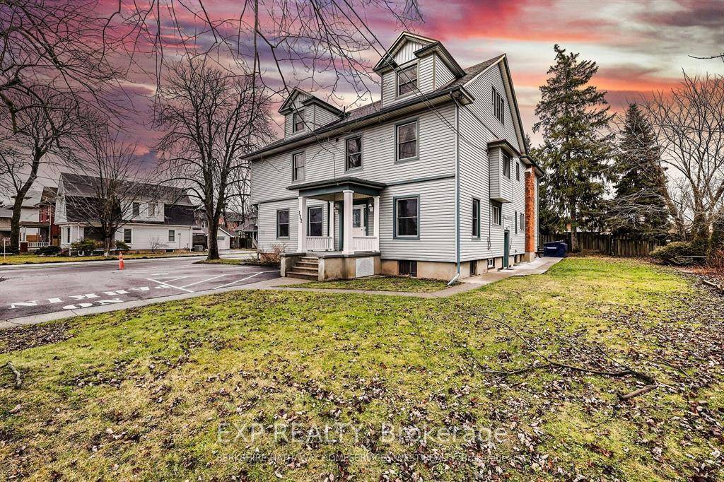 Charming and spacious 1 bedroom plus den apartment located in a unique, standout century home in the heart of downtown Welland.