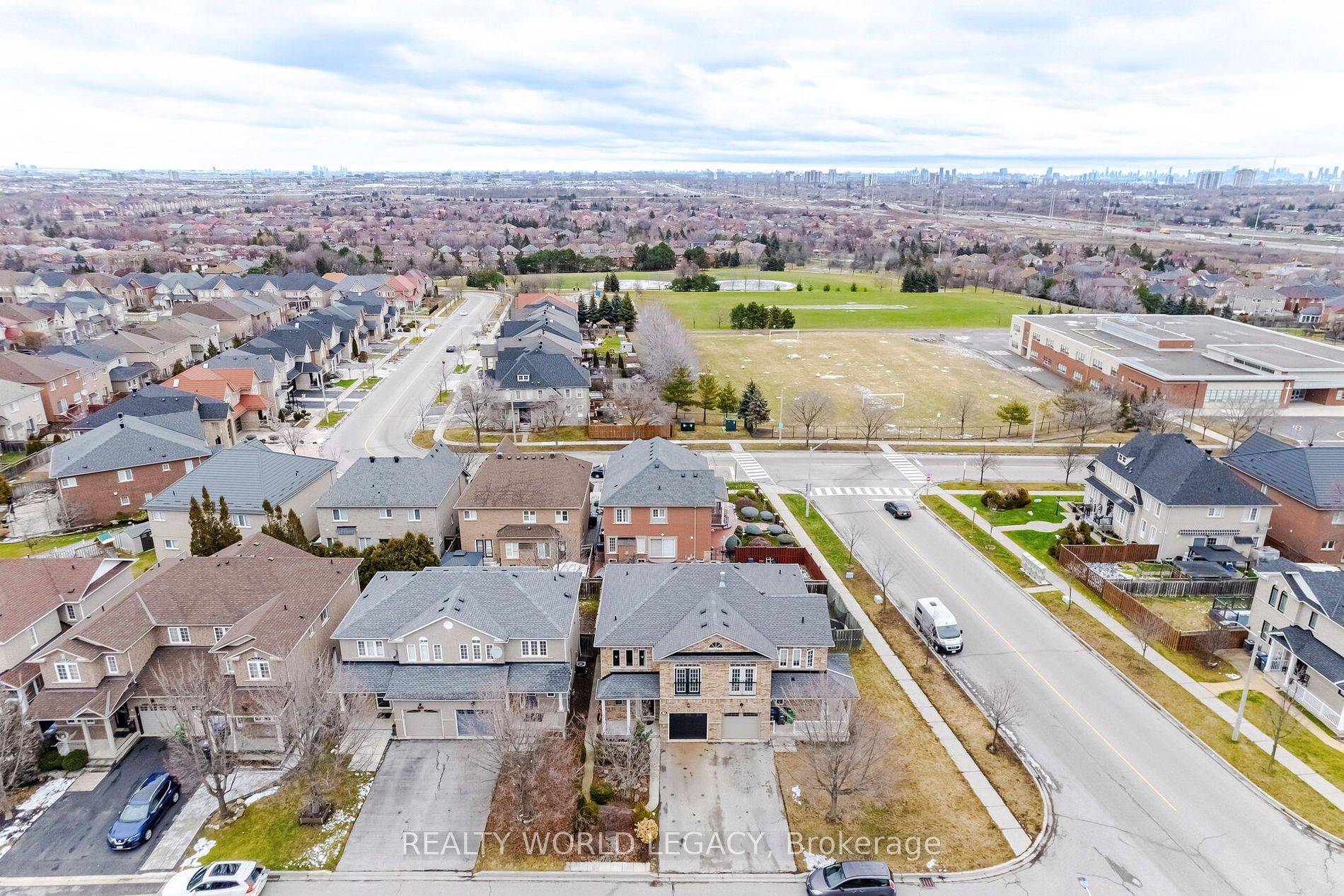 This immaculately maintained 3 bedroom semi in the heart of Mississauga is ready for your personal touch.