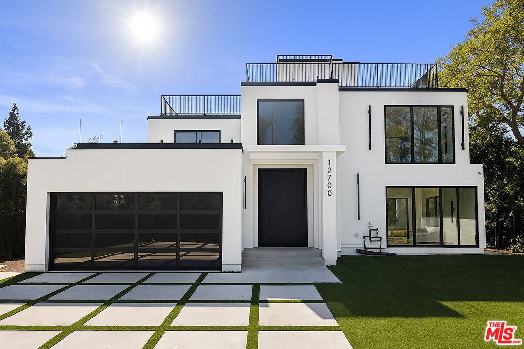 12700 Montana Ave 4BR Brentwood La