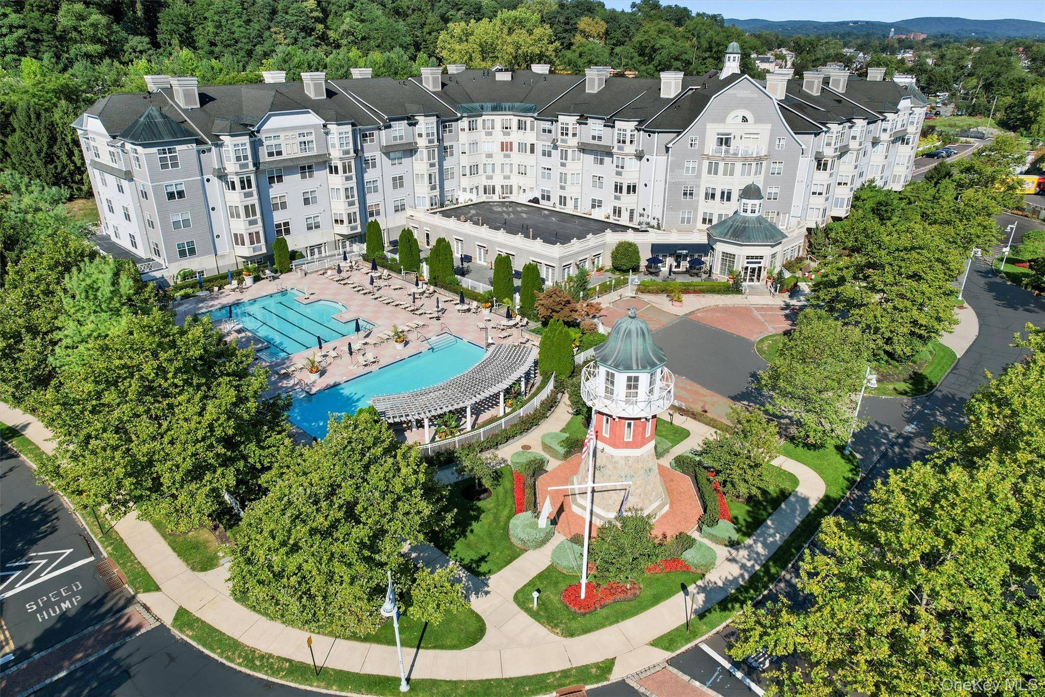 Step into luxury at The Harbors, one of the most sought after waterfront communities along the Hudson River.