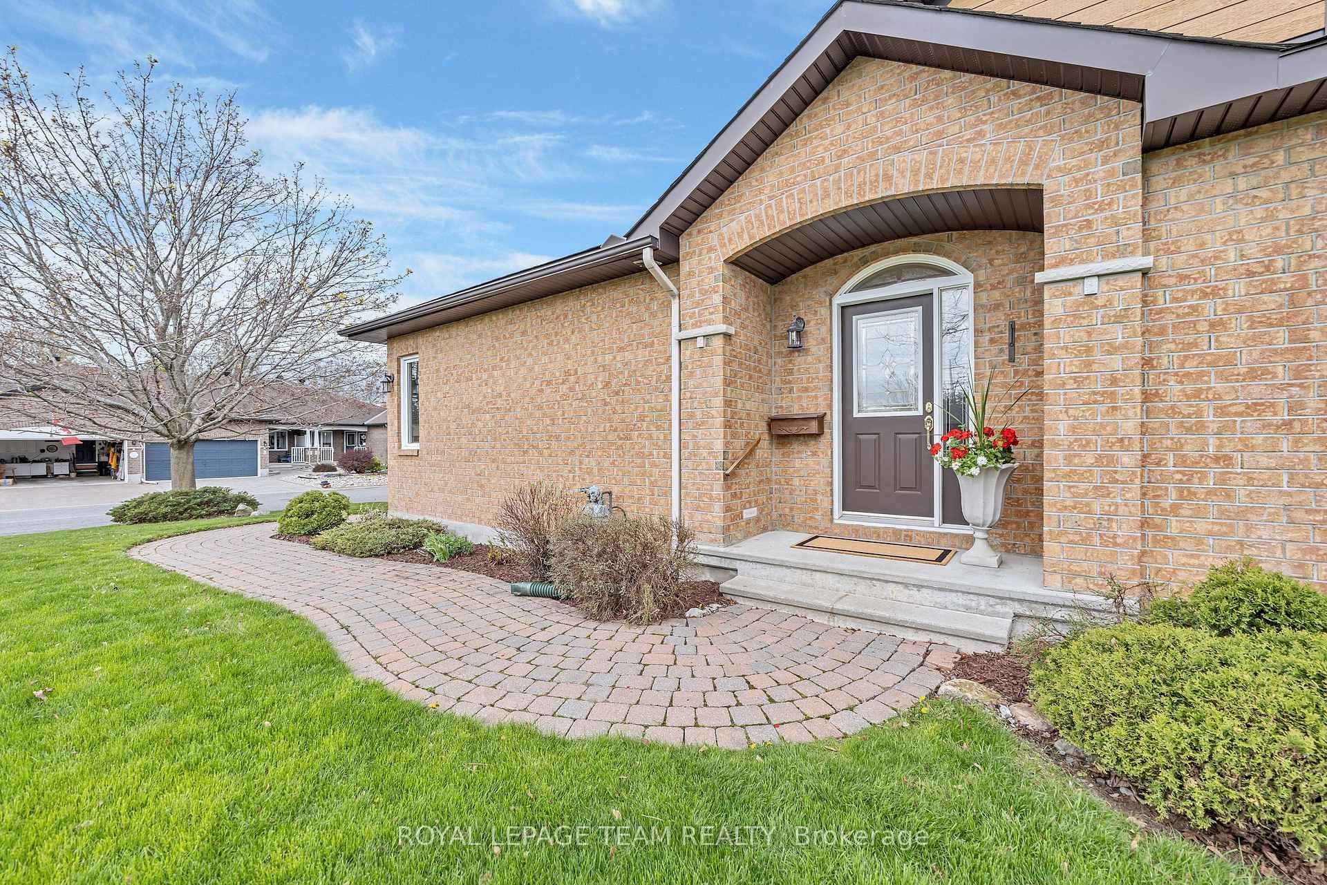 Pine Meadows Adult Lifestyle Community, offers a tranquil, well maintained enclave, bordering on NCC multi use trails amp ; pathways, close to transit, walking distance or a short drive to ...