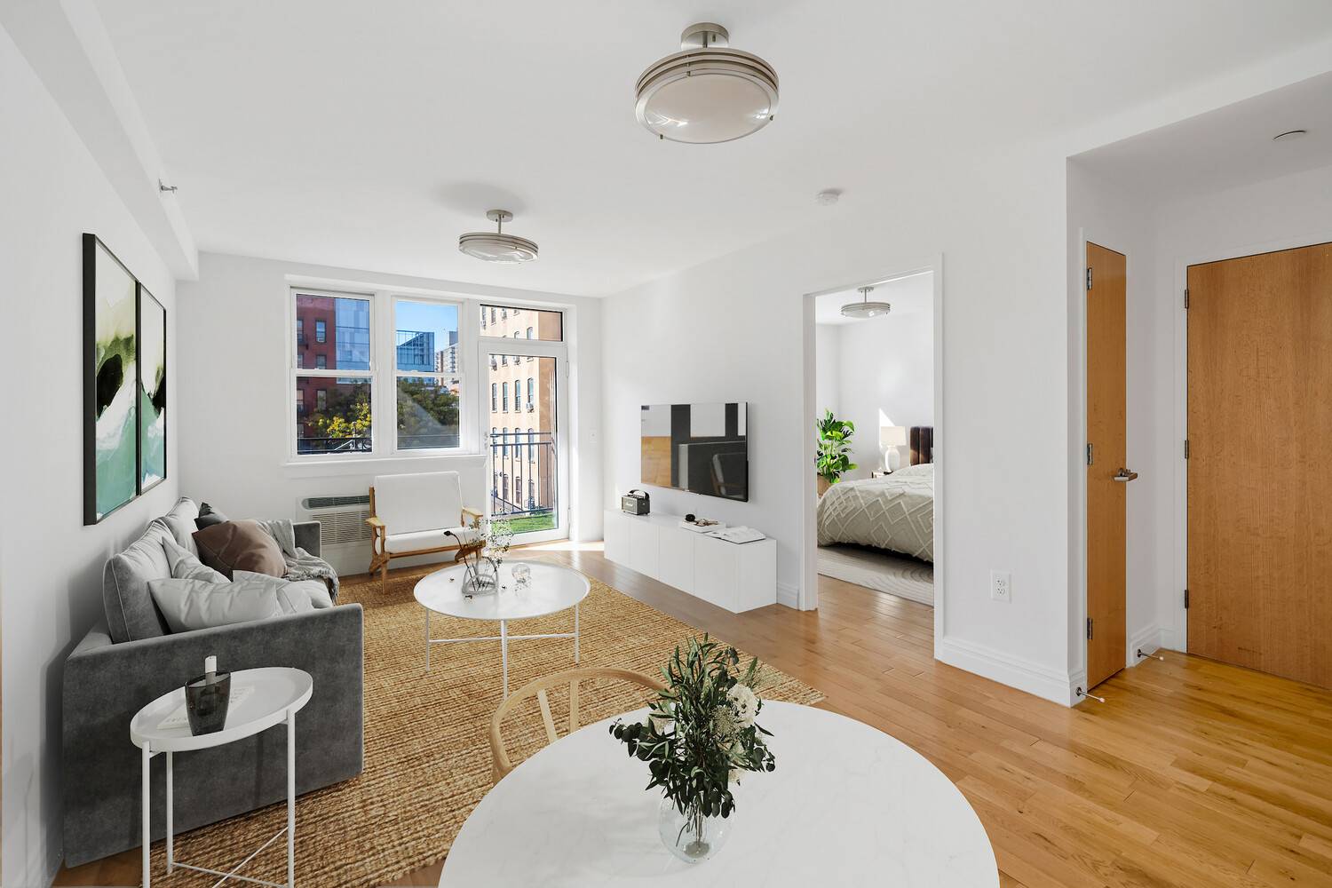 Live lavishly in Central Harlem.