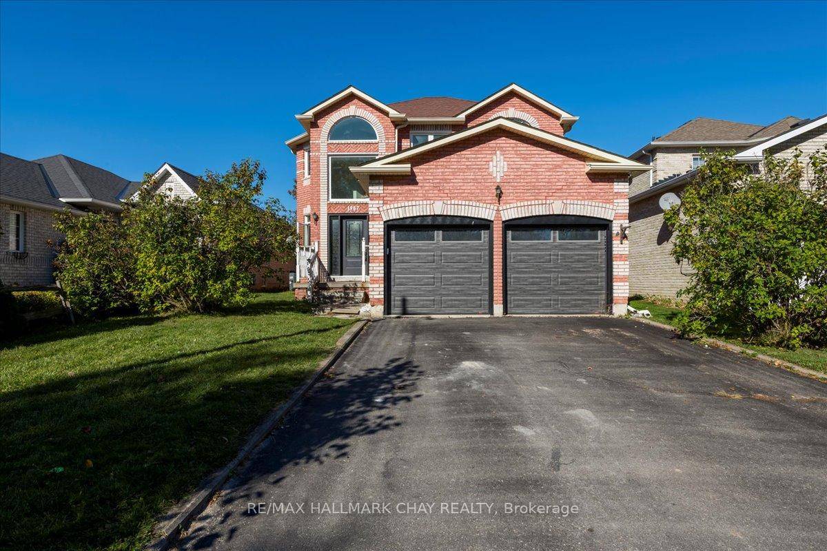 Great Size amp ; Prime Location !