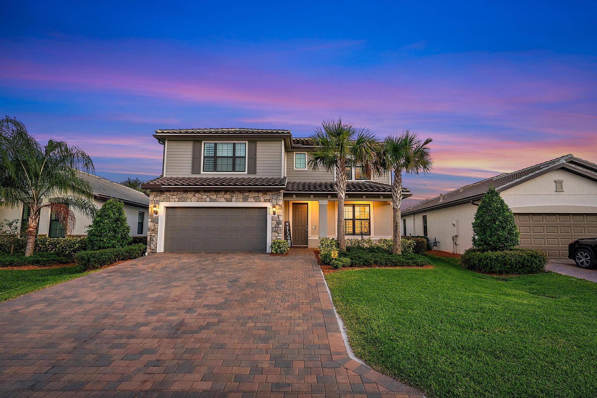 Welcome to your dream home in paradise !