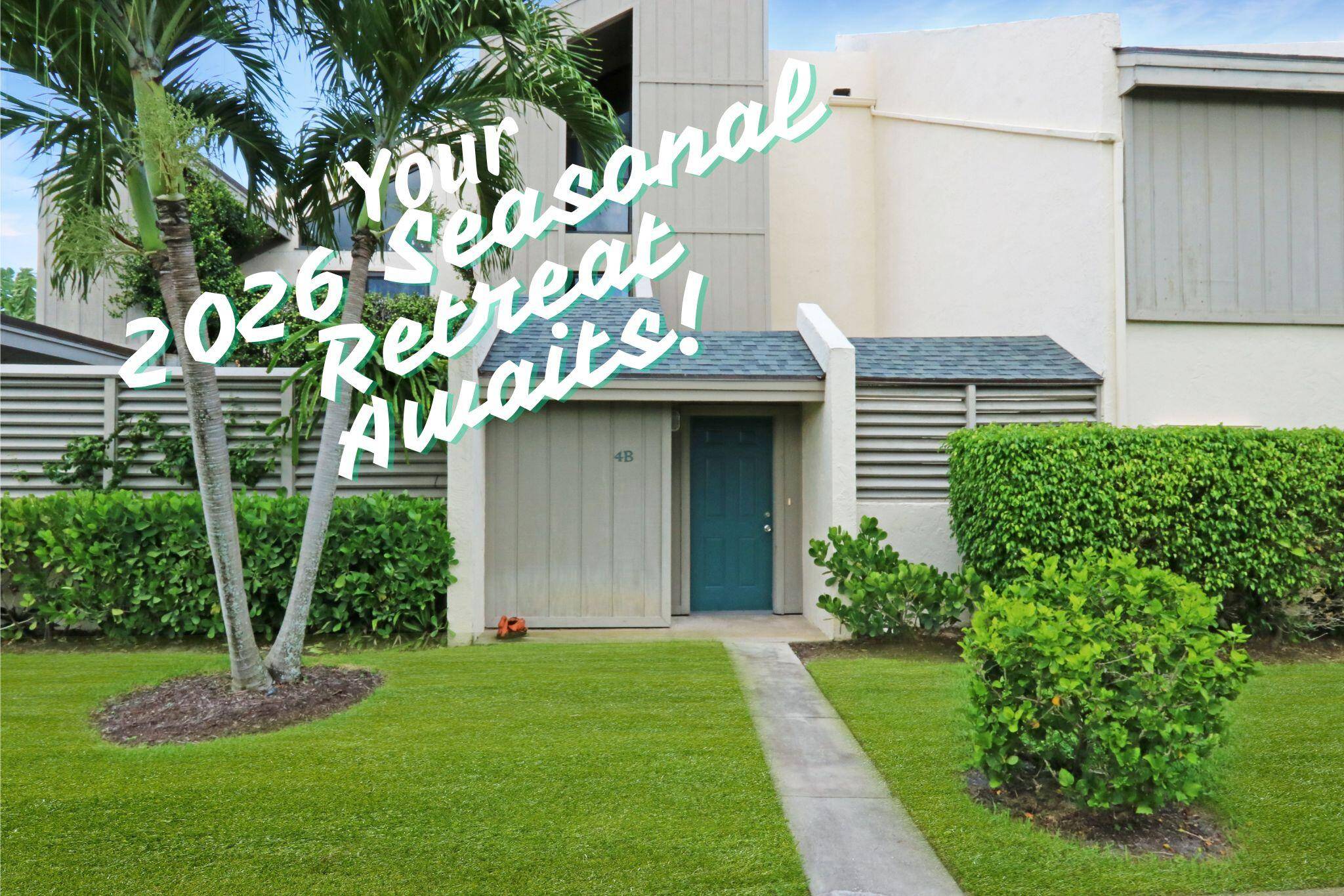 Walk to the beach from this seasonal villa !