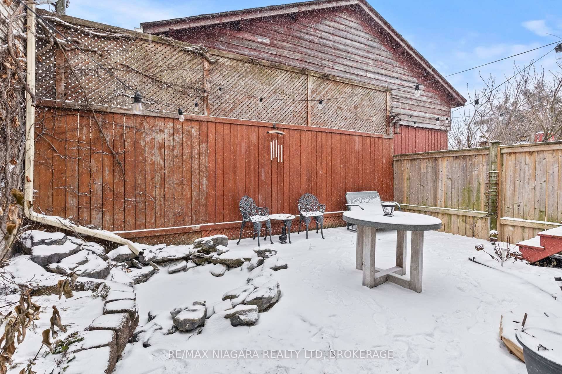 Welcome to 36 Battle Street in the heart of Thorold !