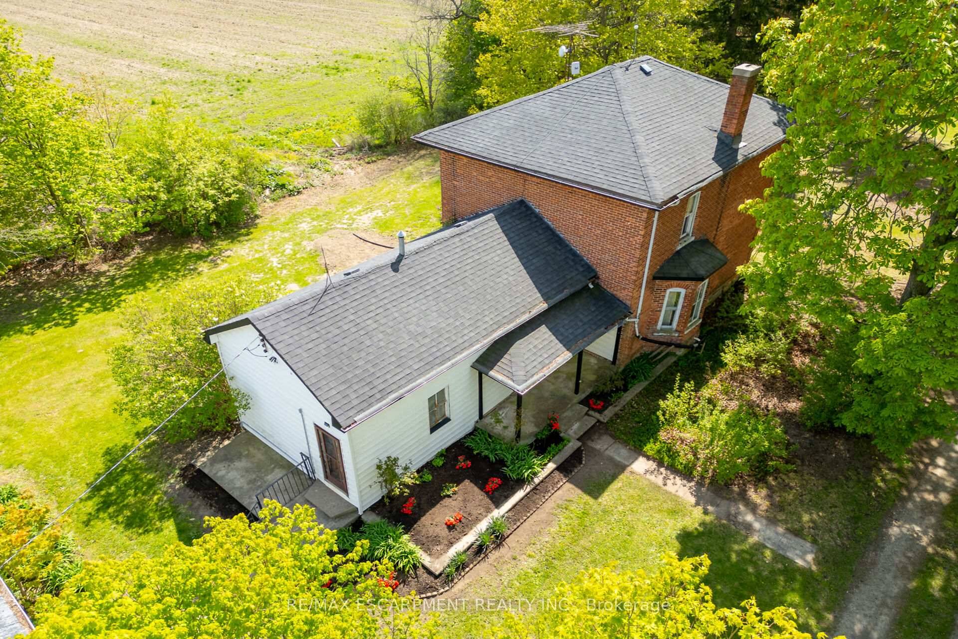 A little bit of heaven describes this quiet country property in need of some tender loving care.