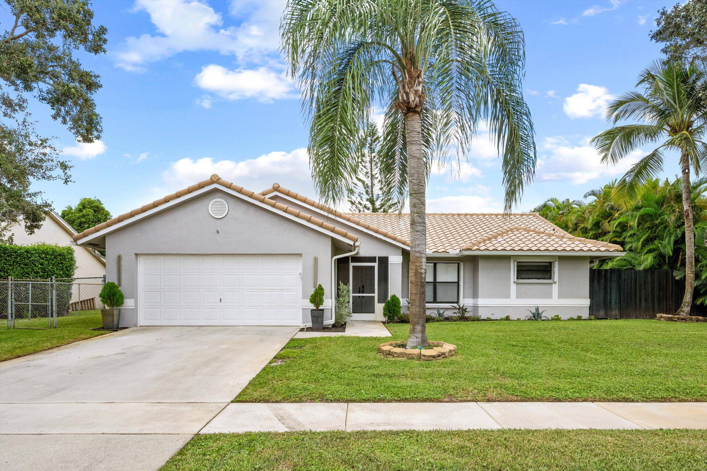 Step into your cozy, modern oasis !
