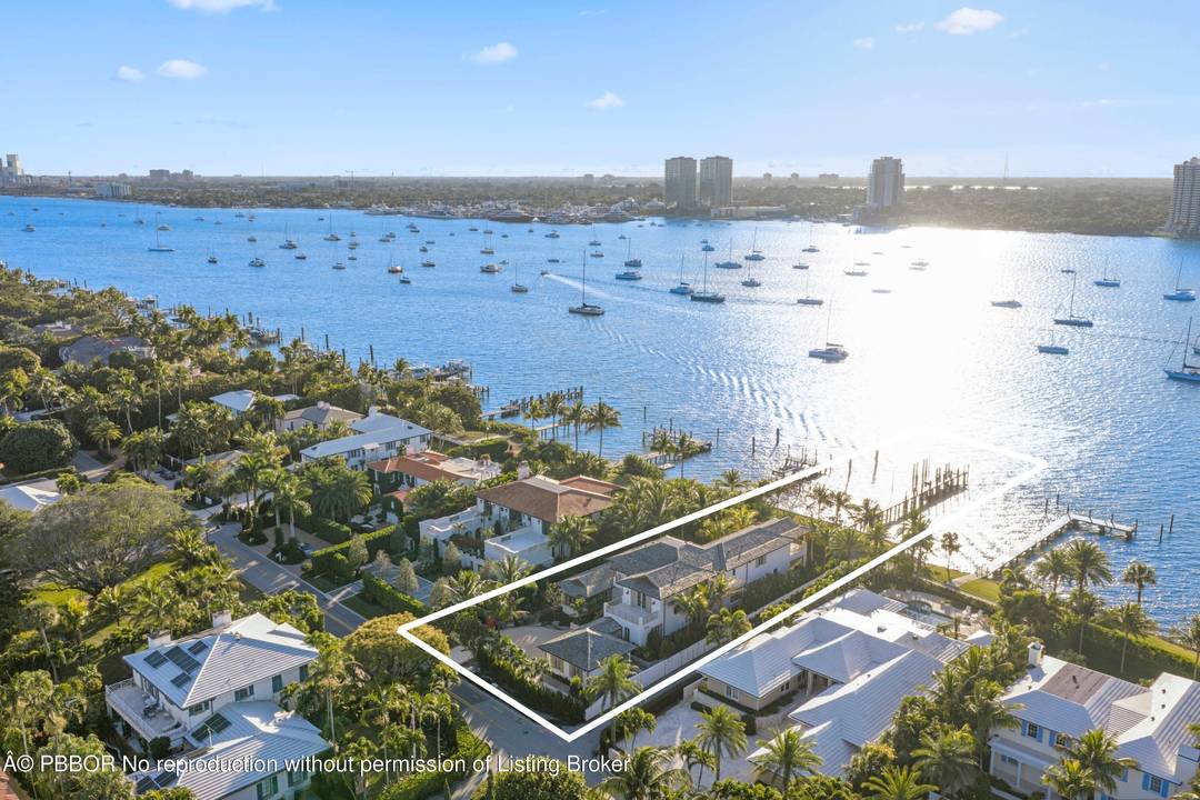 Brand new construction on North Lake Way built by Wildes Builders and LaBerge and Menard Architect's.