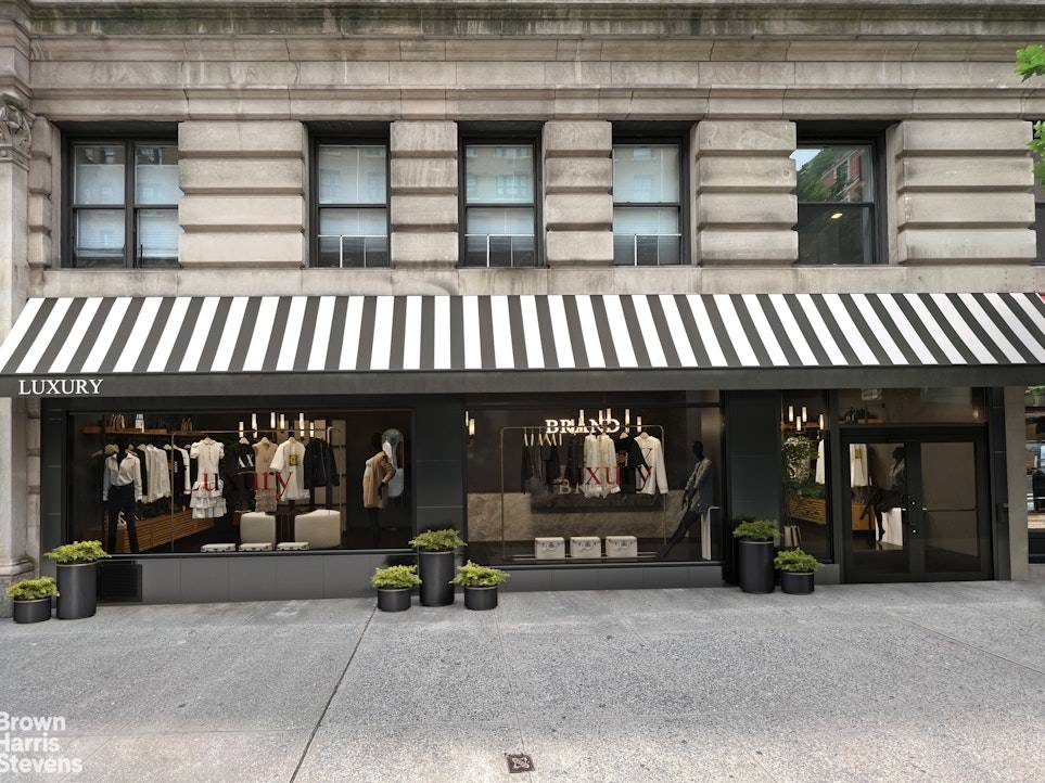 1100 Madison Avenue Between East 82nd and 83rd StreetsGround 1, 265 Square FeetBasement 202 Square Feet 40' Frontage on Madison AvenueAdditional Storage Possible All Types of Uses ConsideredCan't Compete with ...