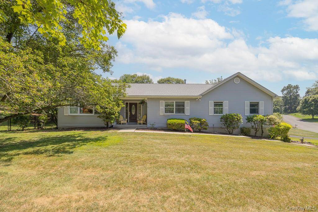 A lovely ranch with a blend of comfort and style.