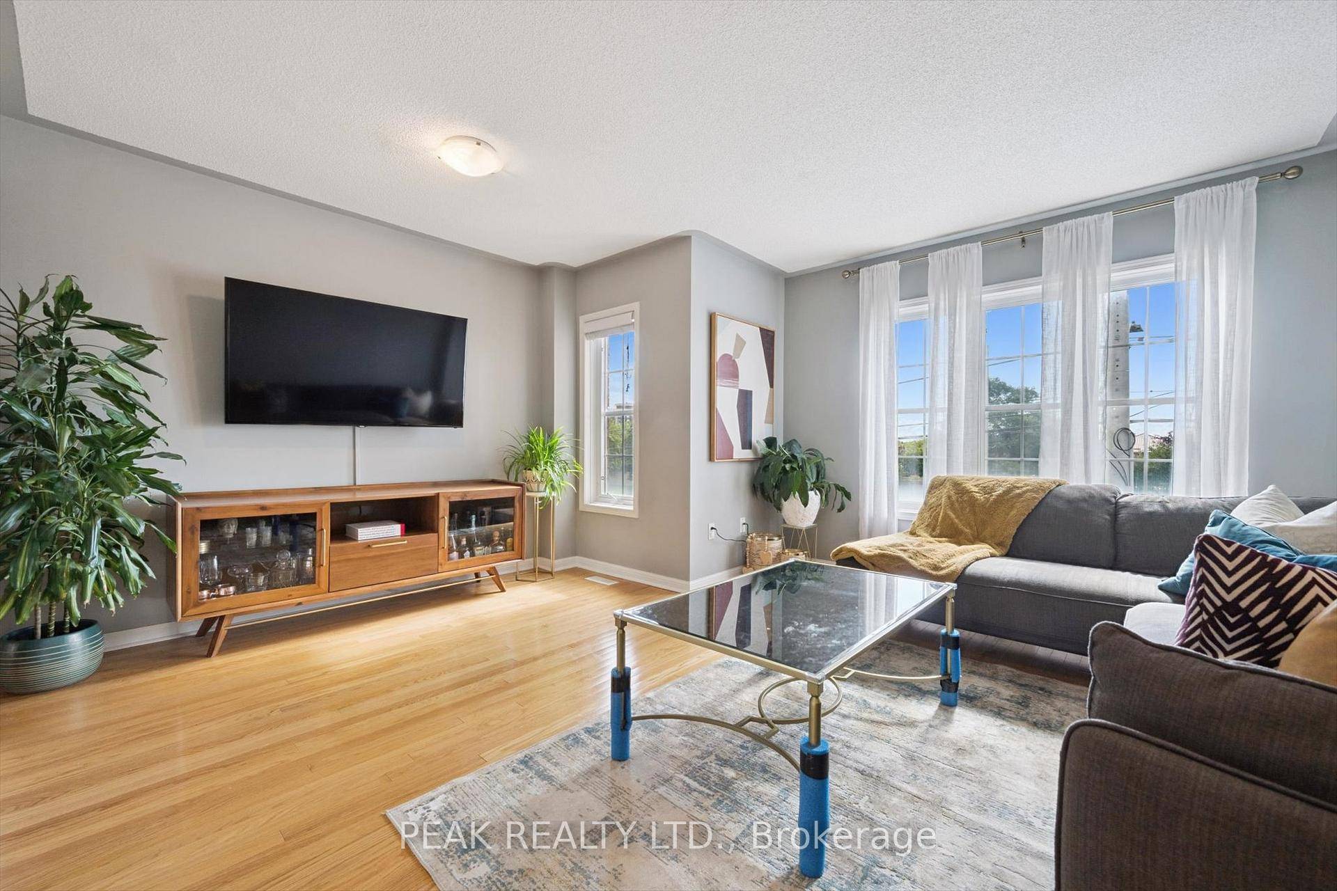 OPEN HOUSE Sunday Nov 02 2 00 4 00 PM.