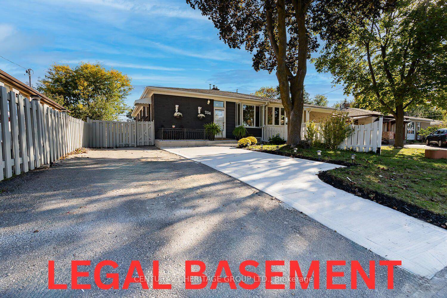 Welcome to 254 Demaine Crescent !