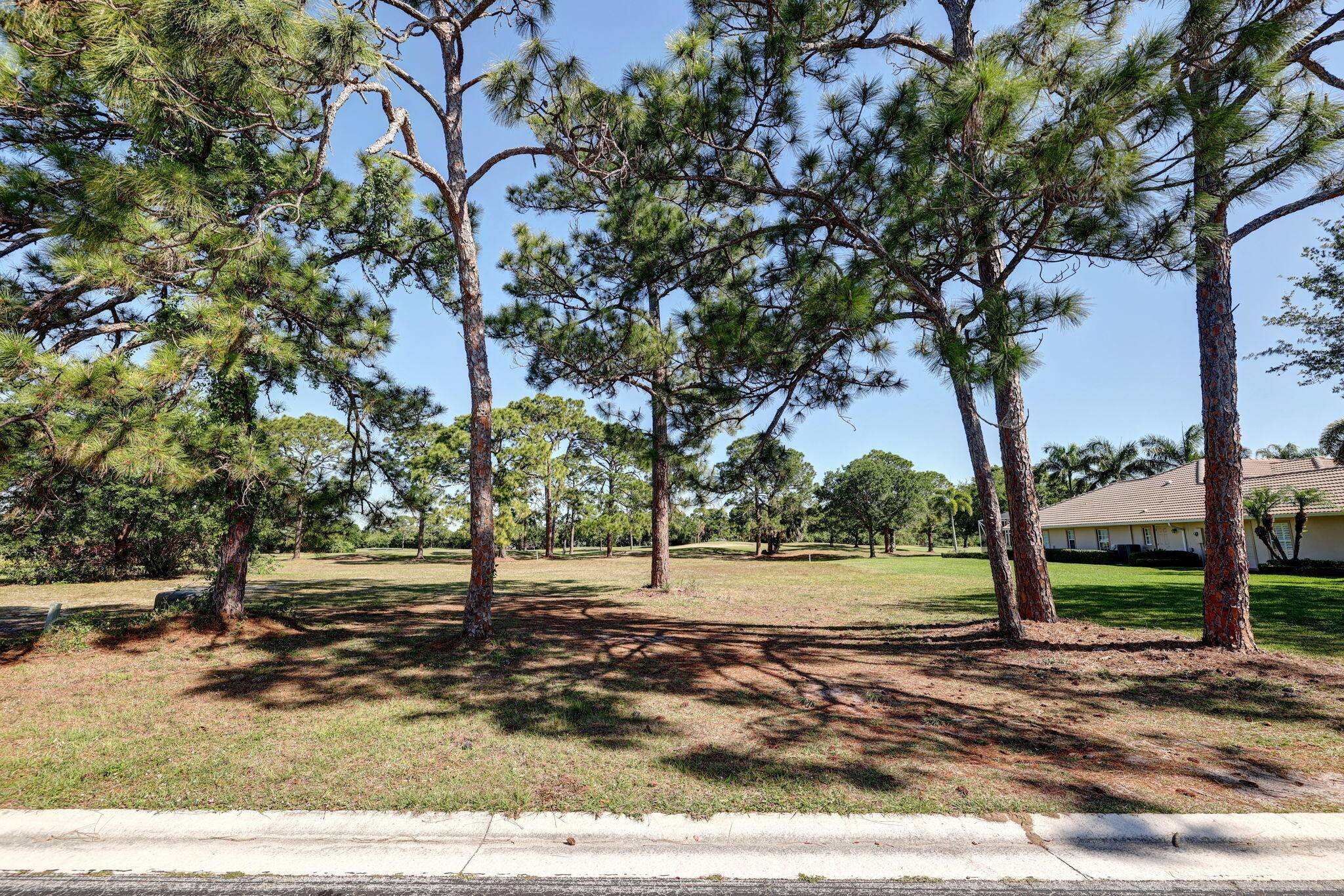 Welcome to 9620 Knollwood in the exclusive Meadowood community of Fort Pierce, Florida a golfer's paradise where the green stretches as far as the eye can see.
