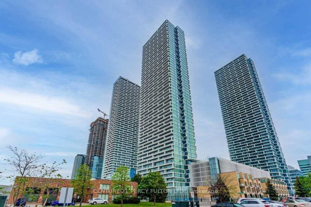 Welcome to this bright and modern corner unit at Transit City 3 !