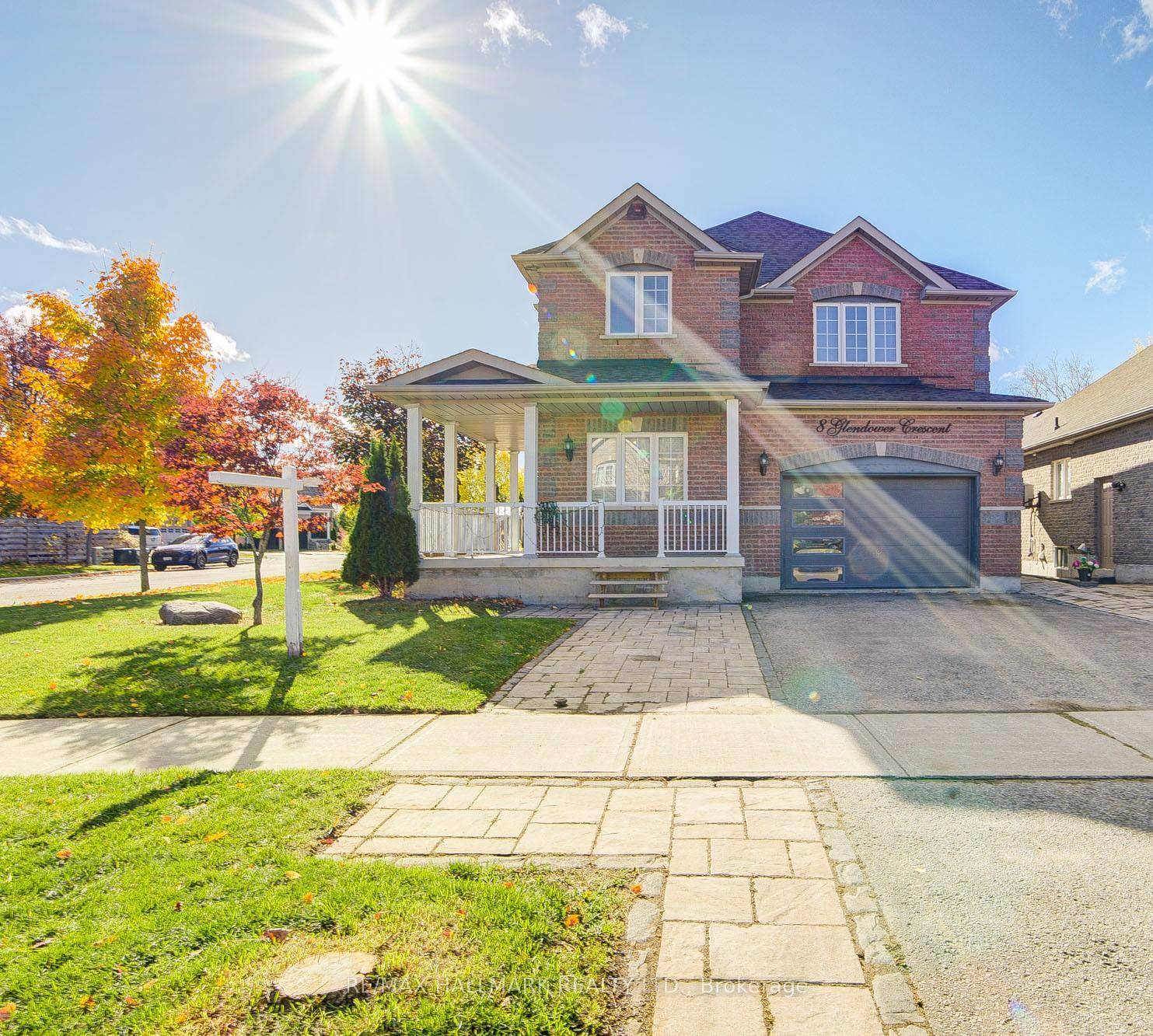 An excellent combination of space, comfort, and lifestyle !