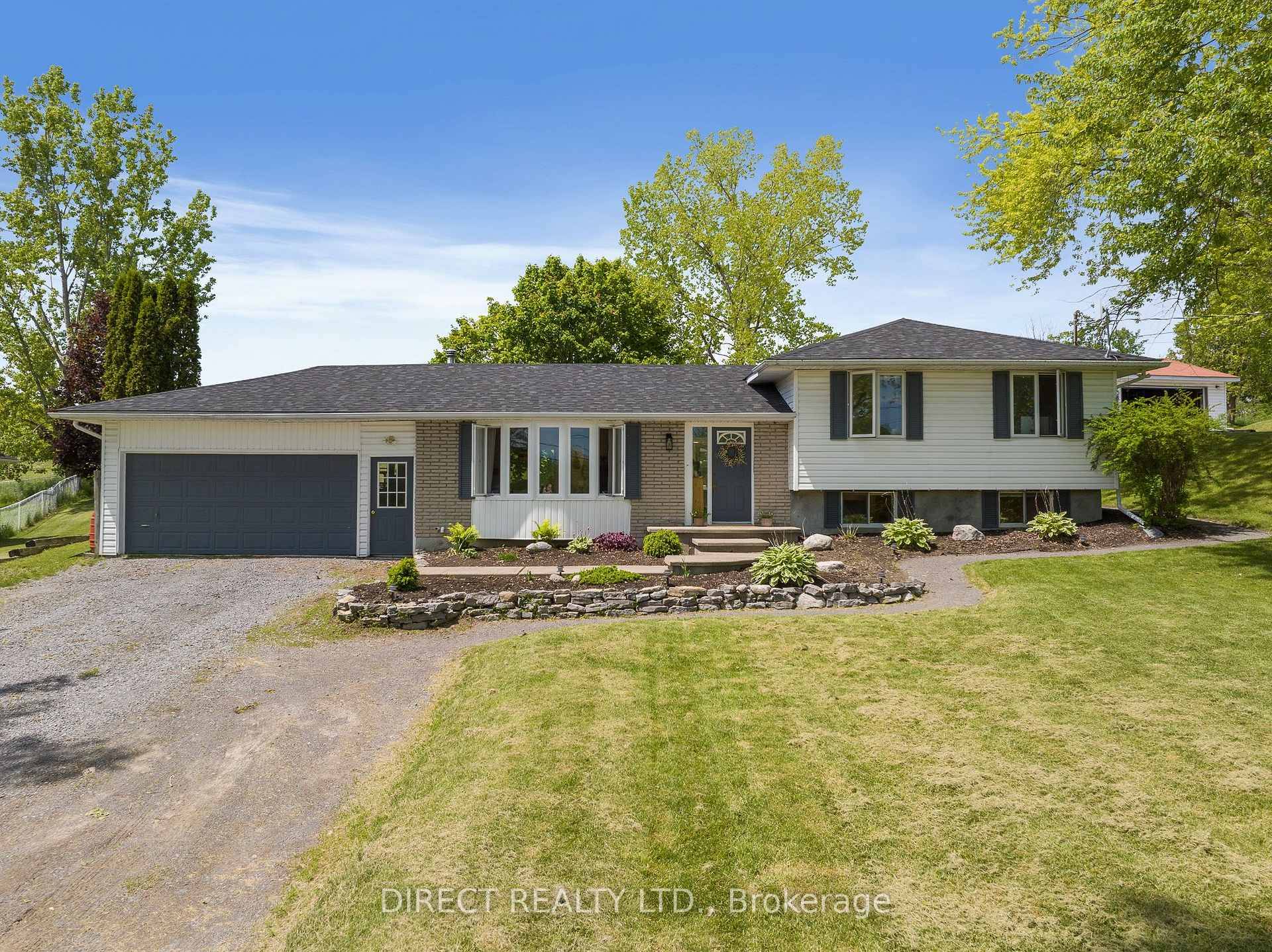 Welcome to 149 Beatty Road just north of Belleville.
