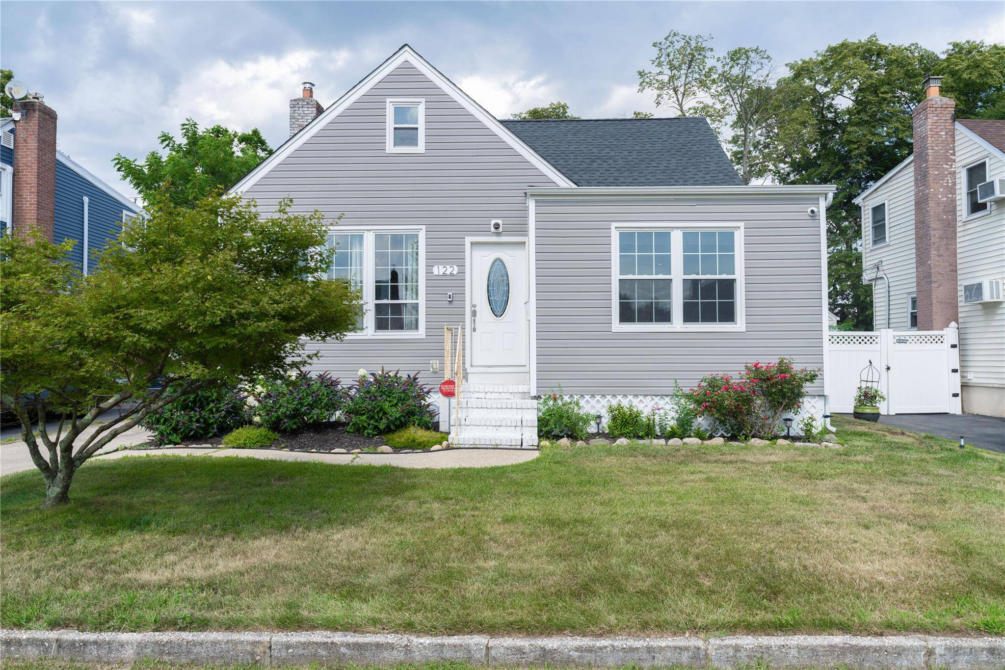 Welcome to this charming and well maintained 2 bedroom home offering comfort, convenience, and thoughtful updates throughout !