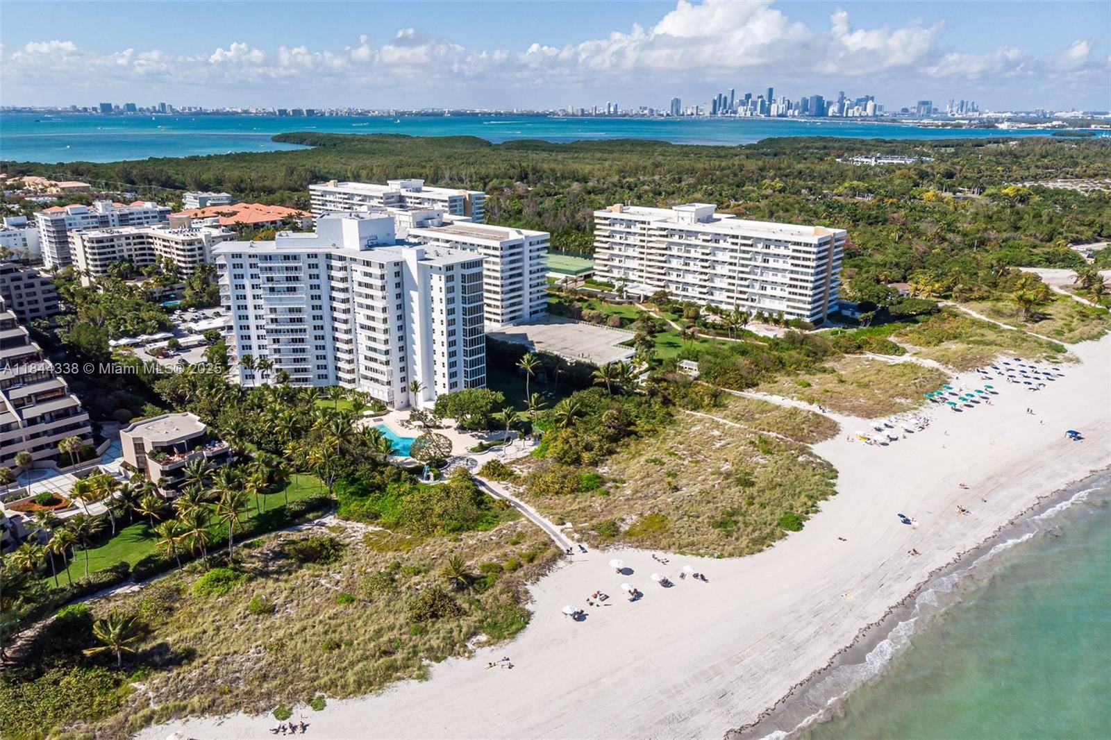 Delightful ocean views from this 1 1 apt, beautifully remodeled, natural light throughout, porcelain floors, open kitchen, top of the line appliances amp ; accessories, custom made built ins, plenty ...