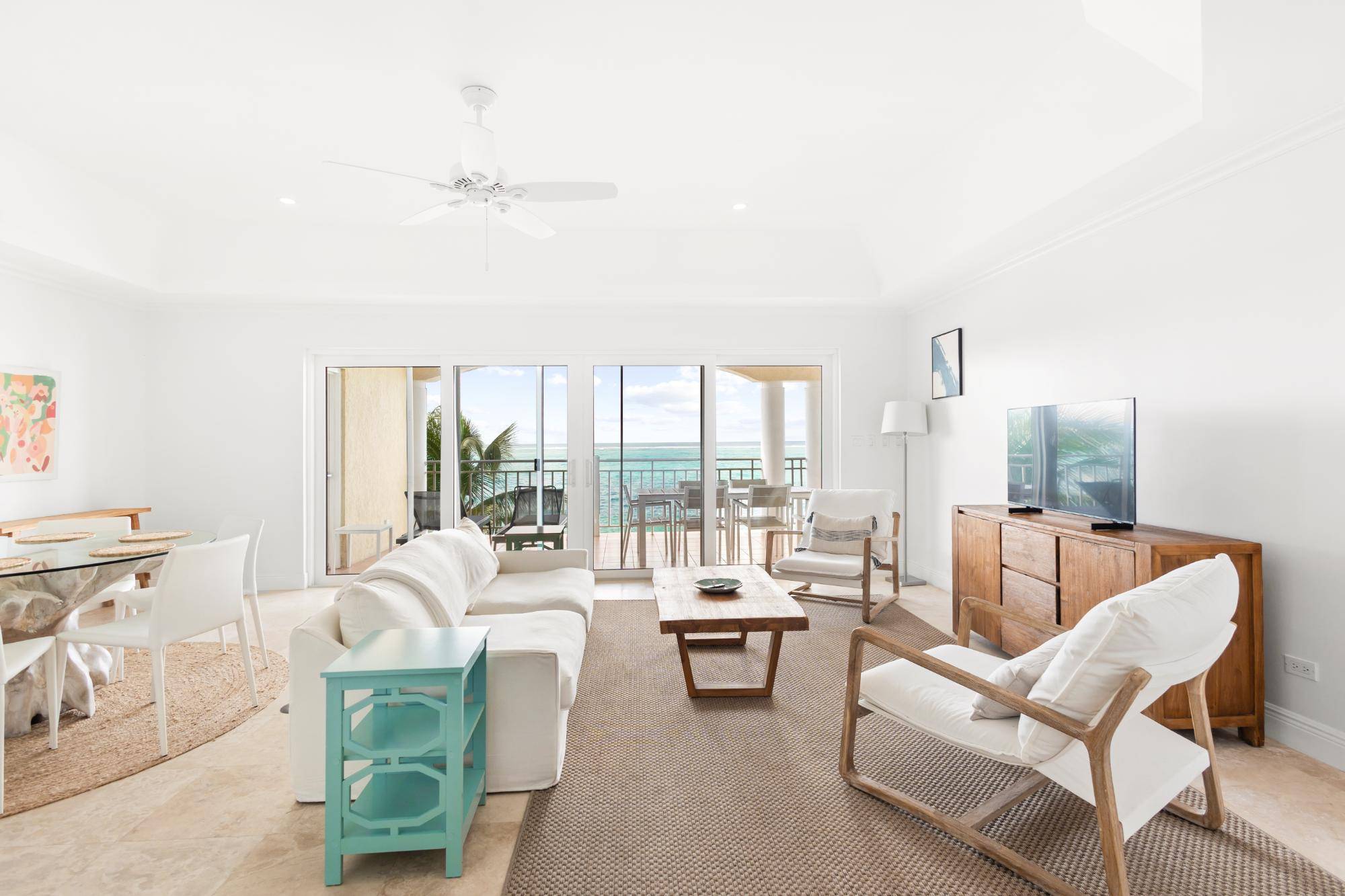 CAVES POINT Condo New-Providence