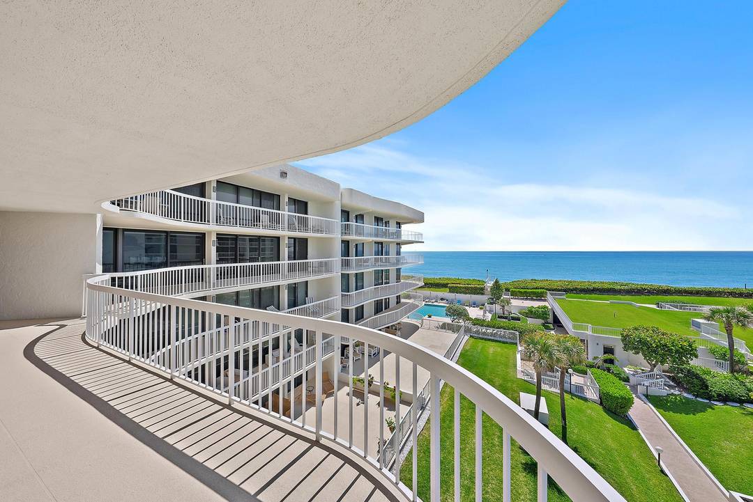 Enjoy breathtaking ocean and Intracoastal views from this beautifully renovated and fully furnished 2 bedroom ''den area'', 2.