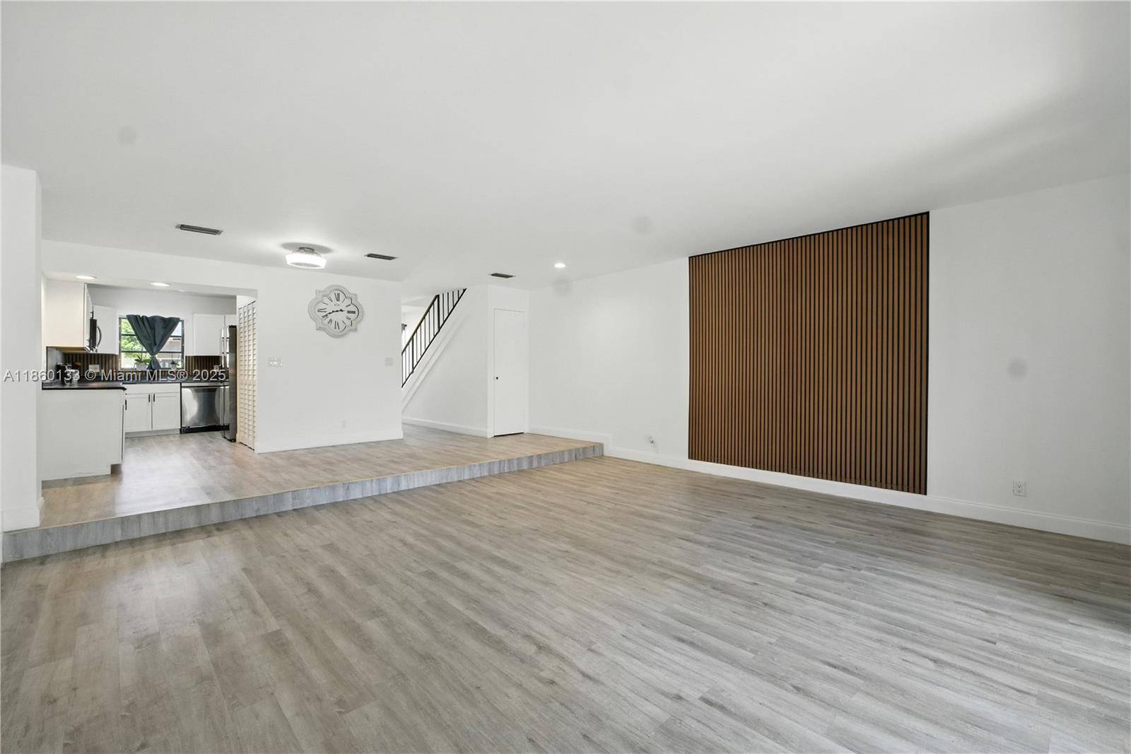 GREAT UPDATED TOWNHOUSE WITH NO HOA FEES, THIS LARGE PROPERTY FEATURES AN OFFICE SPACE 2 BIG BEDROOMS W THEIR OWN PRIVATE BATHROOMS.