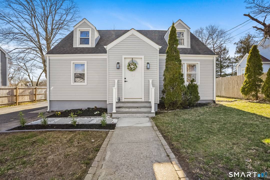 Best Buy in Fairfield Nicely Remodeled Spacious 4 Bedrooms 2 Full bath Home on a convenient location Close to shopping, Restaurant, Highways and New Train Station.