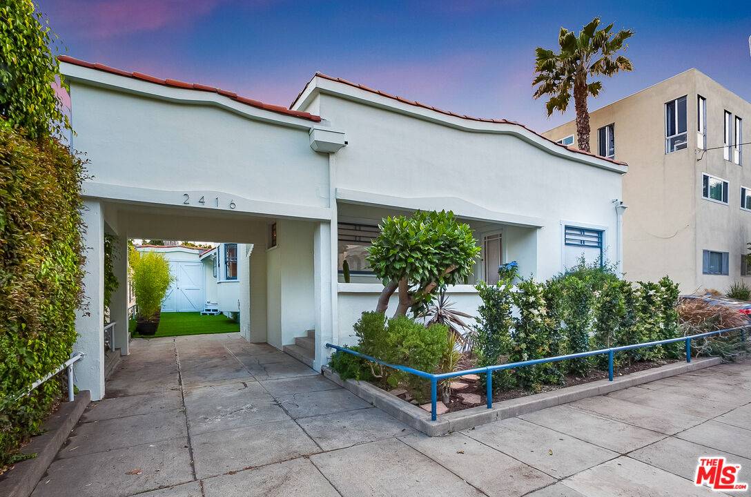 2416   3rd St 4BR Santa Monica La