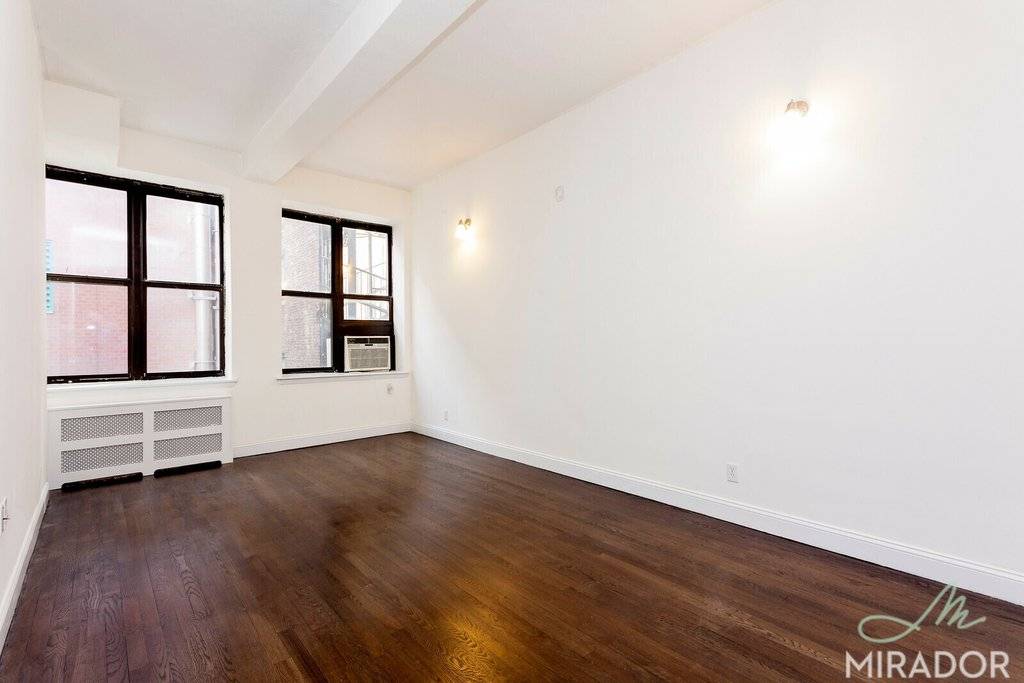 Newly renovated one bedroom apartment at True North Flatiron 43, features include a large bedroom, extra high ceilings, great closet space, and fully equipped kitchen with stainless steel appliances.