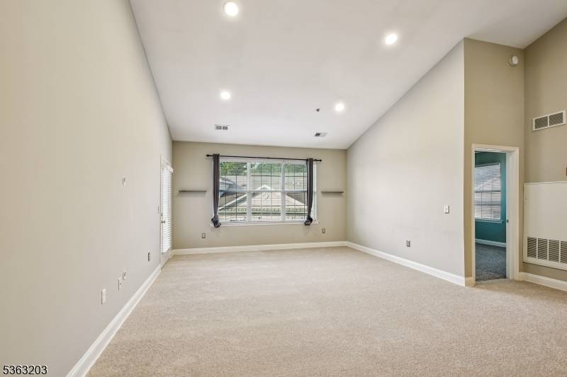 Lovely Dumont model end unit in the Grande at Hanover.