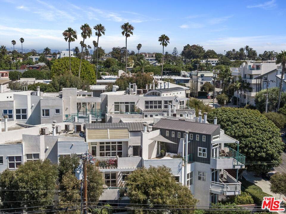 2115   3rd St 2BR Santa Monica La