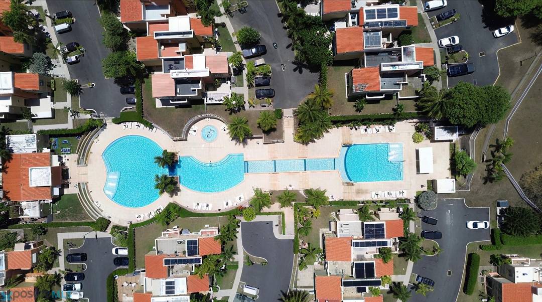 CALLE REGGIA 129 House Humacao