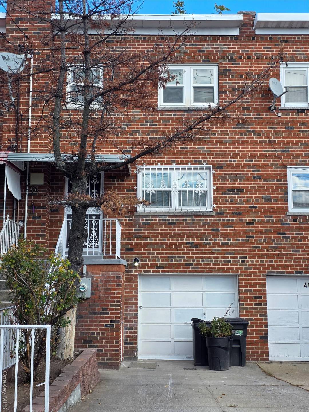 Beautiful Newly Renovated Single Family Brick Home in Baychester, Bronx !