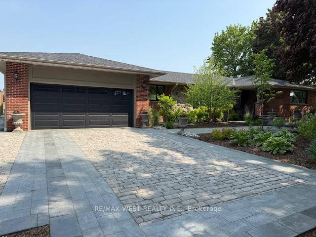 Peaceful 11. 59 acre property on sought after King Vaughan Road in Rural Kleinburg.