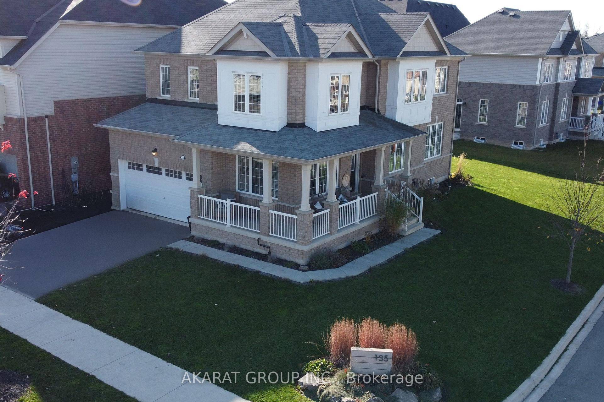 Welcome to this detached home located on a corner lot in the Empire Legacy community in Thorold Welland.