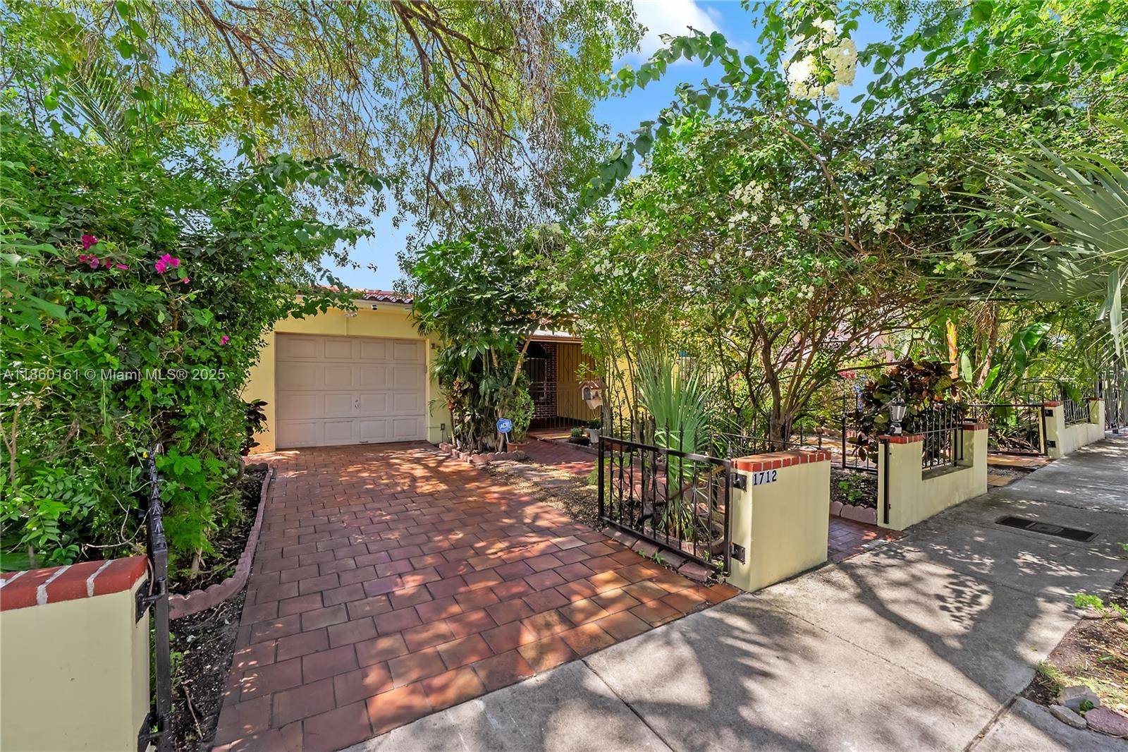 A rare amp ; spacious 3 2 2 1 income producing home in Shenandoah in the heart of Miami !