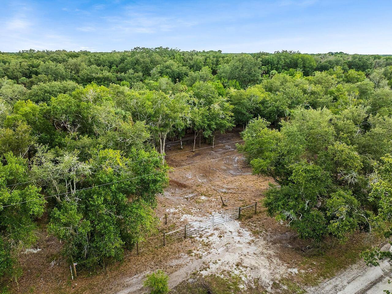 1. 25 Acres of Off Road Paradise Prairie, Okeechobee !