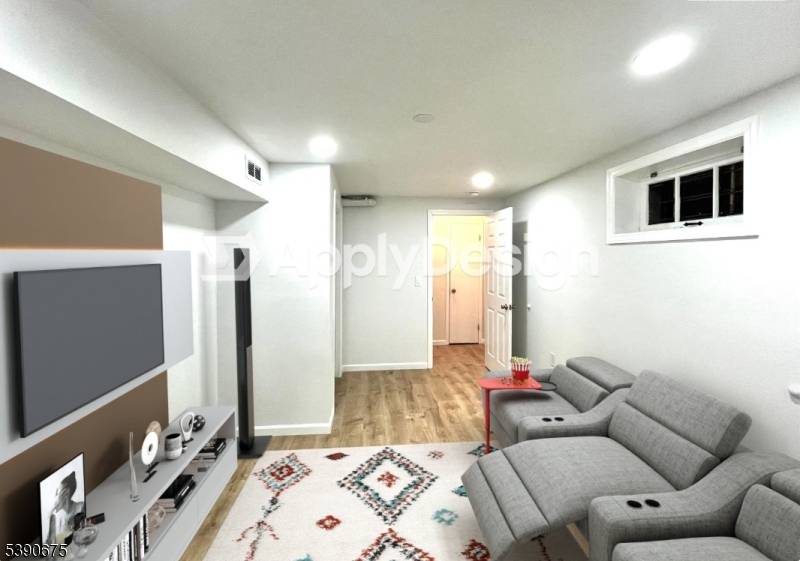 MUST SEE HOUSE ! Take advantage of slow winter market low interest rates.