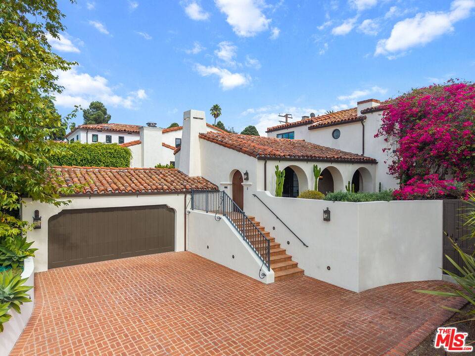 1308   San Vicente Blvd 4BR Santa Monica La
