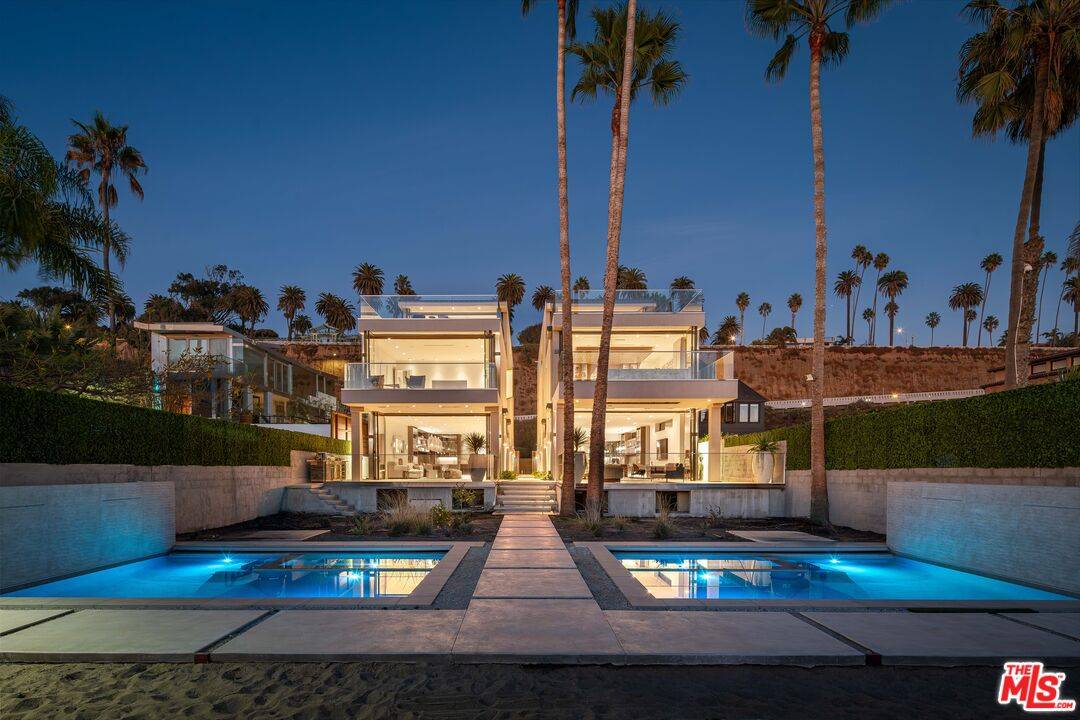 940  Palisades Beach Rd 6BR Santa Monica La